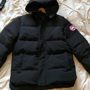 Canada goose jacket size large mens